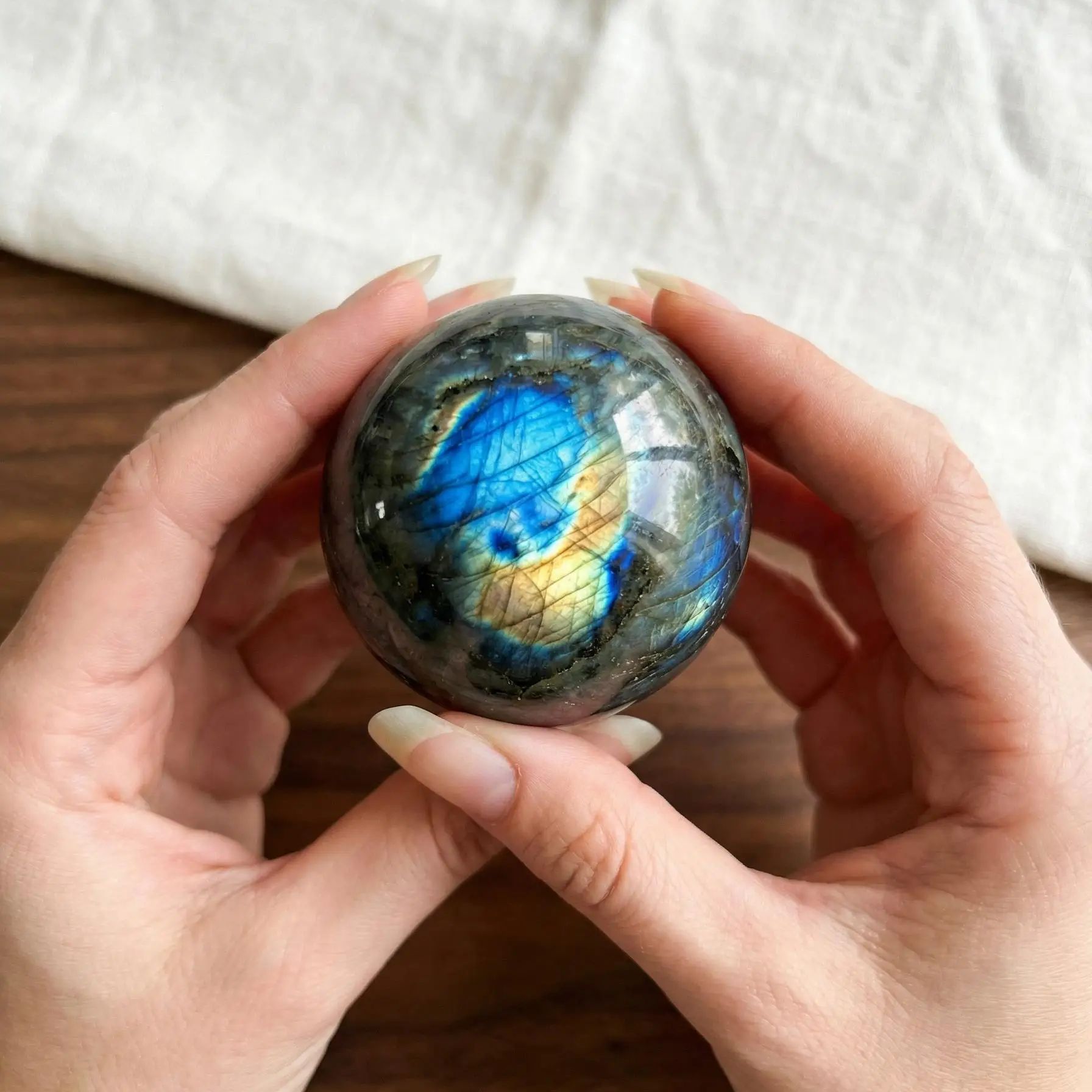Natural Labradorite Sphere, Po - Renewable Energy Infrastructure recension och pris